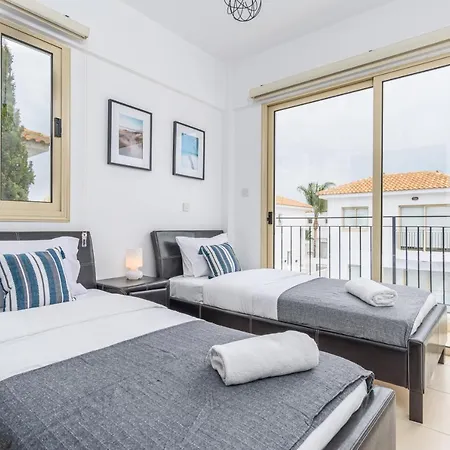 Palms 3-br In Villa *