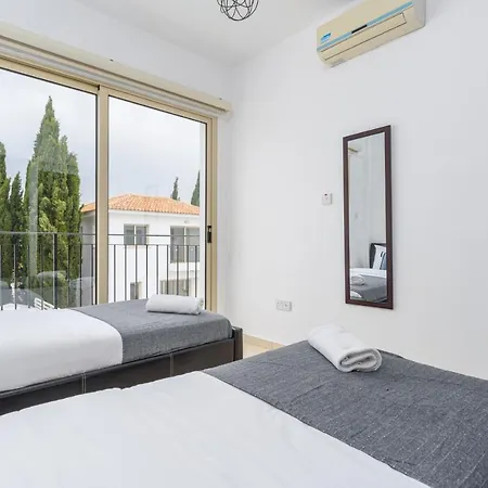 Palms 3-br In Protaras