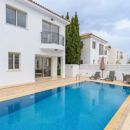 Villa Palms 3-br In *